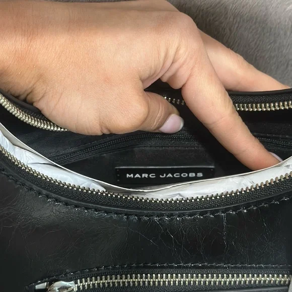 Marc Jacobs Shiny Black Leather Hobo Bag
